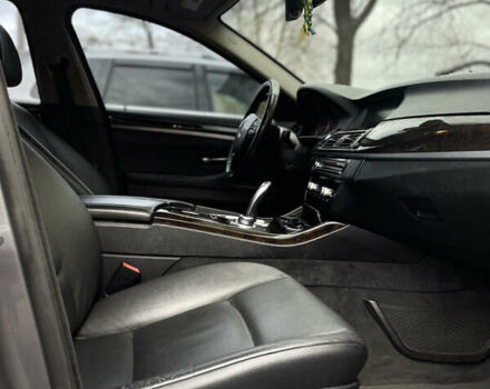 Серый БМВ 5 Серия, объемом двигателя 3 л и пробегом 262 тыс. км за 11999 $, фото 26 на Automoto.ua