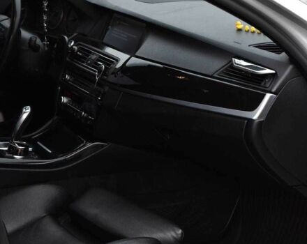 Серый БМВ 5 Серия, объемом двигателя 3 л и пробегом 250 тыс. км за 12499 $, фото 12 на Automoto.ua