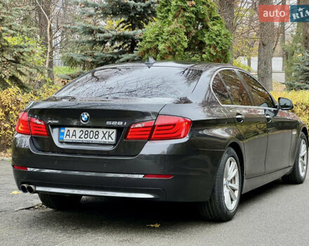 Сірий БМВ 5 Серія, об'ємом двигуна 2 л та пробігом 212 тис. км за 12800 $, фото 7 на Automoto.ua