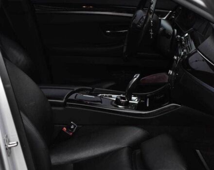 Серый БМВ 5 Серия, объемом двигателя 3 л и пробегом 250 тыс. км за 12499 $, фото 13 на Automoto.ua