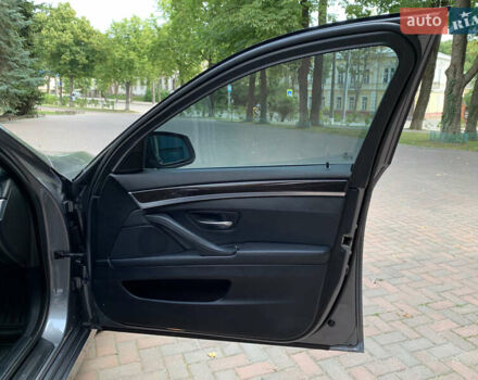 Серый БМВ 5 Серия, объемом двигателя 2 л и пробегом 178 тыс. км за 15300 $, фото 55 на Automoto.ua