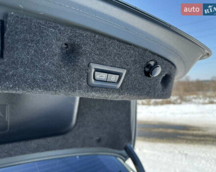 Серый БМВ 5 Серия, объемом двигателя 2 л и пробегом 190 тыс. км за 15000 $, фото 9 на Automoto.ua