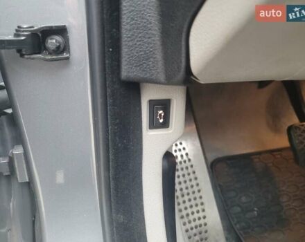 Серый БМВ 5 Серия, объемом двигателя 4.4 л и пробегом 211 тыс. км за 13400 $, фото 78 на Automoto.ua