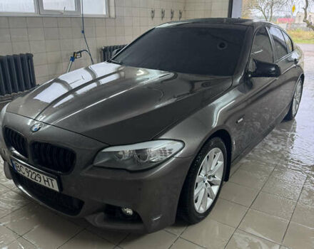 БМВ 5 Серия 2012 в Жовкве на Automoto.ua Серый БМВ 5 Серия, объемом двигателя 2 л и пробегом 274 тыс. км за 13500 $, фото 15 на Automoto.ua