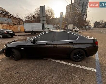 Серый БМВ 5 Серия, объемом двигателя 2 л и пробегом 310 тыс. км за 12500 $, фото 1 на Automoto.ua