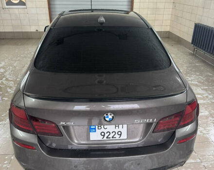 БМВ 5 Серия 2012 в Жовкве на Automoto.ua Серый БМВ 5 Серия, объемом двигателя 2 л и пробегом 274 тыс. км за 13500 $, фото 11 на Automoto.ua