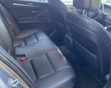 Серый БМВ 5 Серия, объемом двигателя 3 л и пробегом 139 тыс. км за 13800 $, фото 7 на Automoto.ua