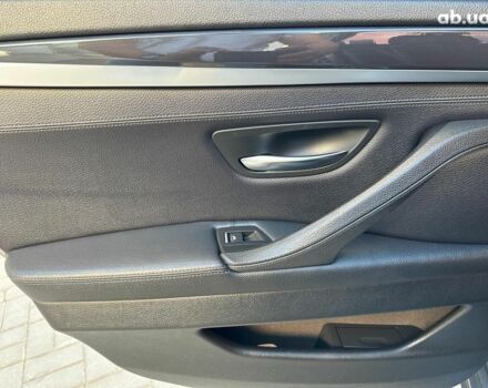 Сірий БМВ 5 Серія, об'ємом двигуна 2 л та пробігом 236 тис. км за 13440 $, фото 11 на Automoto.ua