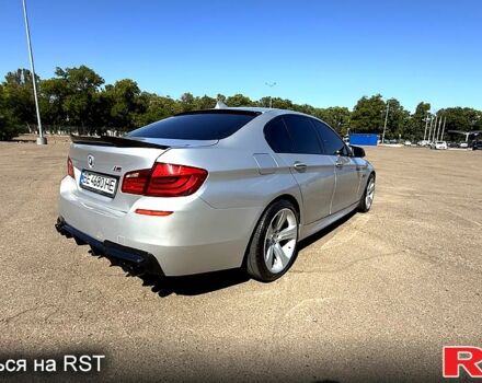 Серый БМВ 5 Серия, объемом двигателя 3 л и пробегом 262 тыс. км за 12999 $, фото 4 на Automoto.ua