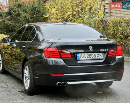 Сірий БМВ 5 Серія, об'ємом двигуна 2 л та пробігом 212 тис. км за 12800 $, фото 9 на Automoto.ua