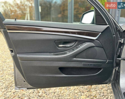 Серый БМВ 5 Серия, объемом двигателя 2 л и пробегом 180 тыс. км за 11000 $, фото 17 на Automoto.ua