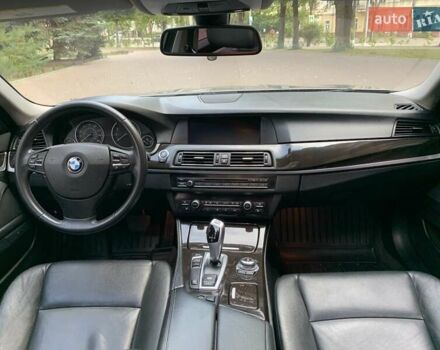 Серый БМВ 5 Серия, объемом двигателя 2 л и пробегом 178 тыс. км за 15300 $, фото 51 на Automoto.ua