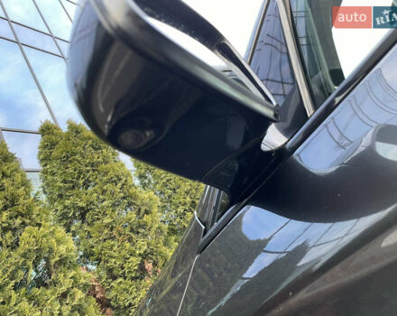 Серый БМВ 5 Серия, объемом двигателя 3 л и пробегом 186 тыс. км за 19900 $, фото 30 на Automoto.ua