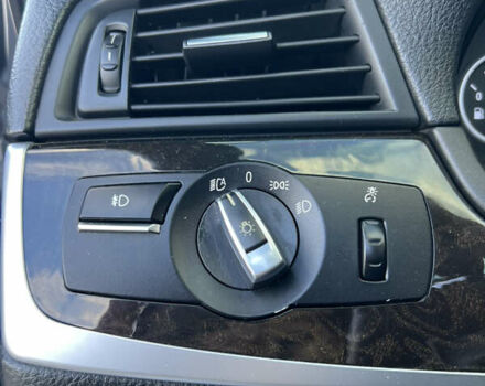 БМВ 5 Серия 2012 в Запорожье на Automoto.ua Серый БМВ 5 Серия, объемом двигателя 2.98 л и пробегом 305 тыс. км за 14999 $, фото 17 на Automoto.ua