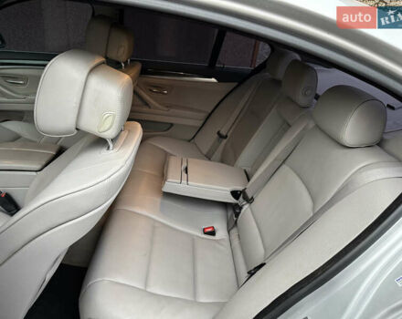 БМВ 5 Серия 2012 в Сваляве на Automoto.ua Серый БМВ 5 Серия, объемом двигателя 2 л и пробегом 220 тыс. км за 11500 $, фото 26 на Automoto.ua