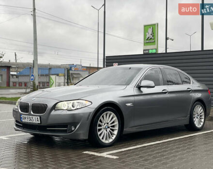 Серый БМВ 5 Серия, объемом двигателя 3 л и пробегом 262 тыс. км за 11999 $, фото 2 на Automoto.ua