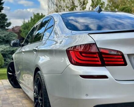 Серый БМВ 5 Серия, объемом двигателя 2 л и пробегом 229 тыс. км за 14550 $, фото 22 на Automoto.ua