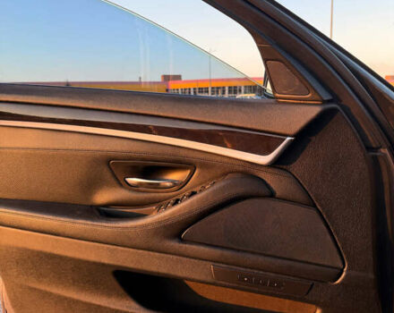 Серый БМВ 5 Серия, объемом двигателя 2 л и пробегом 196 тыс. км за 13000 $, фото 5 на Automoto.ua