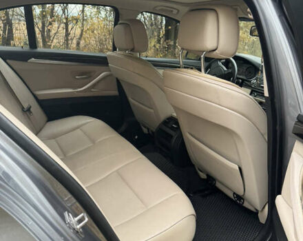 Сірий БМВ 5 Серія, об'ємом двигуна 2 л та пробігом 275 тис. км за 12900 $, фото 11 на Automoto.ua