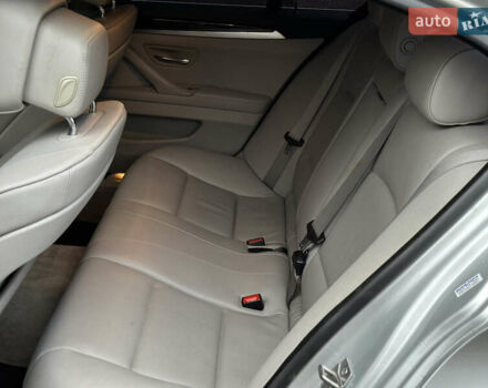 БМВ 5 Серия 2012 в Сваляве на Automoto.ua Серый БМВ 5 Серия, объемом двигателя 2 л и пробегом 220 тыс. км за 11500 $, фото 33 на Automoto.ua