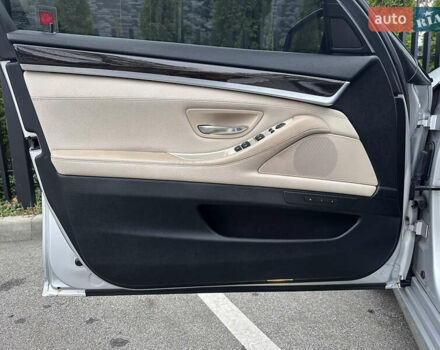 Серый БМВ 5 Серия, объемом двигателя 3 л и пробегом 189 тыс. км за 11800 $, фото 26 на Automoto.ua