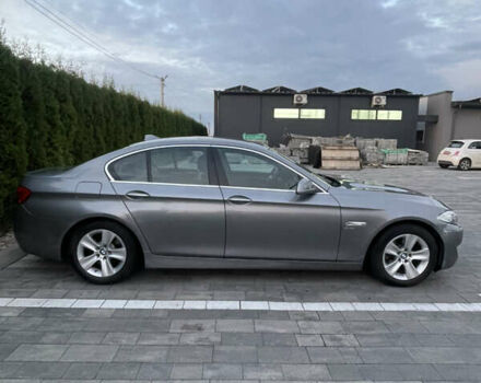 Серый БМВ 5 Серия, объемом двигателя 2 л и пробегом 225 тыс. км за 13900 $, фото 2 на Automoto.ua
