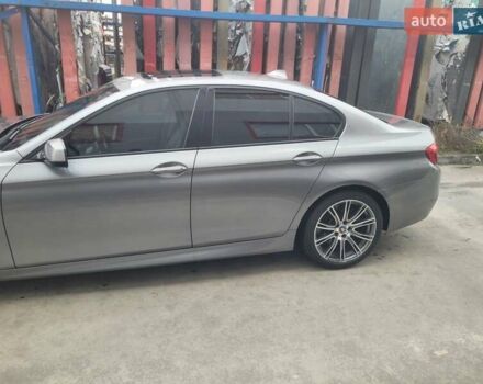 Серый БМВ 5 Серия, объемом двигателя 4.4 л и пробегом 211 тыс. км за 13400 $, фото 9 на Automoto.ua