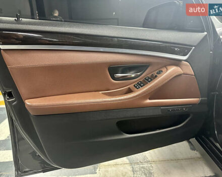 Сірий БМВ 5 Серія, об'ємом двигуна 2.99 л та пробігом 189 тис. км за 17200 $, фото 2 на Automoto.ua