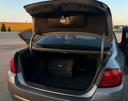 Серый БМВ 5 Серия, объемом двигателя 2 л и пробегом 196 тыс. км за 13000 $, фото 6 на Automoto.ua