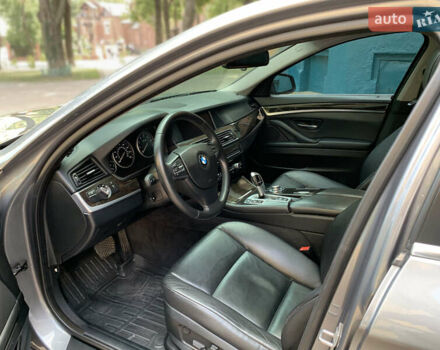 Серый БМВ 5 Серия, объемом двигателя 2 л и пробегом 178 тыс. км за 15300 $, фото 37 на Automoto.ua
