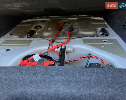 БМВ 5 Серия 2012 в Виннице на Automoto.ua Серый БМВ 5 Серия, объемом двигателя 2 л и пробегом 263 тыс. км за 12700 $, фото 14 на Automoto.ua