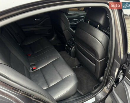 Серый БМВ 5 Серия, объемом двигателя 3 л и пробегом 108 тыс. км за 16900 $, фото 50 на Automoto.ua