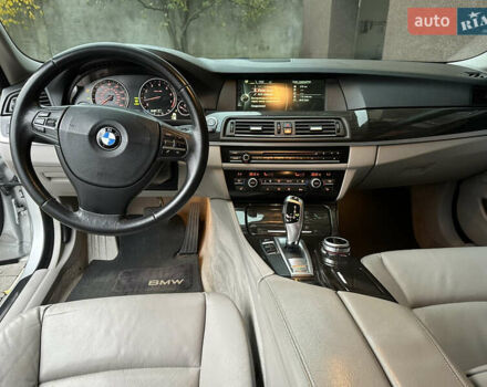 БМВ 5 Серия 2012 в Сваляве на Automoto.ua Серый БМВ 5 Серия, объемом двигателя 2 л и пробегом 220 тыс. км за 11500 $, фото 32 на Automoto.ua