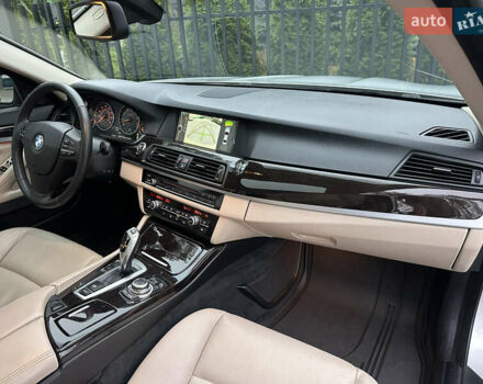 Серый БМВ 5 Серия, объемом двигателя 3 л и пробегом 189 тыс. км за 11800 $, фото 38 на Automoto.ua