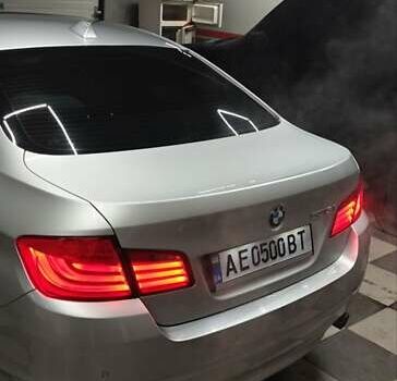 Серый БМВ 5 Серия, объемом двигателя 3 л и пробегом 250 тыс. км за 12500 $, фото 3 на Automoto.ua