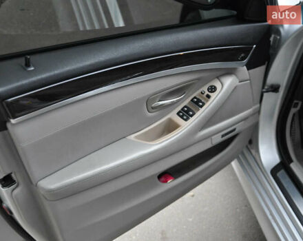 Серый БМВ 5 Серия, объемом двигателя 2 л и пробегом 186 тыс. км за 15000 $, фото 10 на Automoto.ua