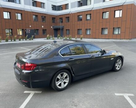 Серый БМВ 5 Серия, объемом двигателя 2 л и пробегом 187 тыс. км за 9800 $, фото 4 на Automoto.ua