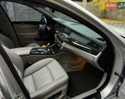 БМВ 5 Серия 2012 в Сваляве на Automoto.ua Серый БМВ 5 Серия, объемом двигателя 2 л и пробегом 220 тыс. км за 11500 $, фото 14 на Automoto.ua