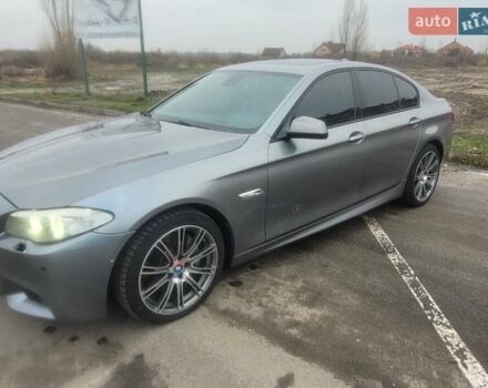 Серый БМВ 5 Серия, объемом двигателя 4.4 л и пробегом 211 тыс. км за 13400 $, фото 6 на Automoto.ua
