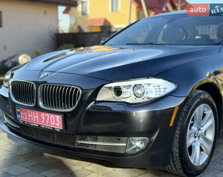 Серый БМВ 5 Серия, объемом двигателя 3 л и пробегом 203 тыс. км за 15900 $, фото 2 на Automoto.ua