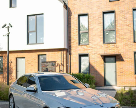 Серый БМВ 5 Серия, объемом двигателя 2 л и пробегом 59 тыс. км за 17900 $, фото 9 на Automoto.ua