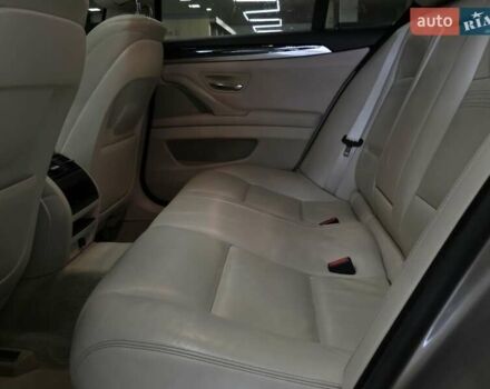 Серый БМВ 5 Серия, объемом двигателя 2.99 л и пробегом 152 тыс. км за 21500 $, фото 17 на Automoto.ua