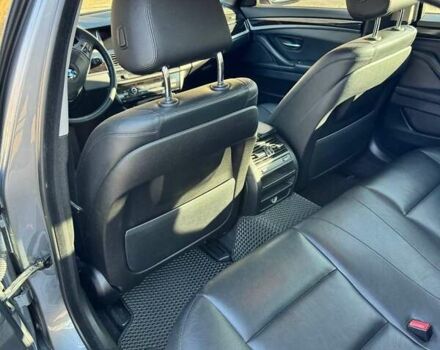 Серый БМВ 5 Серия, объемом двигателя 2.98 л и пробегом 181 тыс. км за 17500 $, фото 6 на Automoto.ua