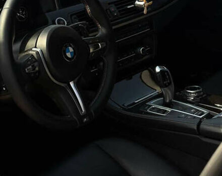 Серый БМВ 5 Серия, объемом двигателя 2 л и пробегом 217 тыс. км за 15500 $, фото 5 на Automoto.ua