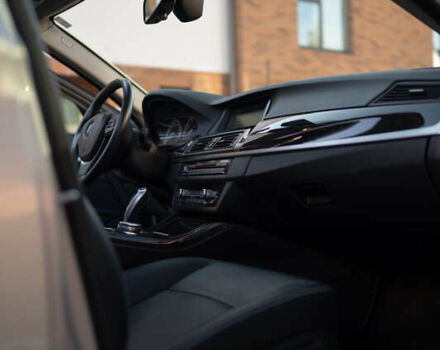 Сірий БМВ 5 Серія, об'ємом двигуна 2 л та пробігом 64 тис. км за 17600 $, фото 43 на Automoto.ua