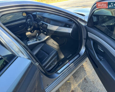 БМВ 5 Серия 2013 в Могилев-Подольском на Automoto.ua Серый БМВ 5 Серия, объемом двигателя 2.99 л и пробегом 270 тыс. км за 13200 $, фото 9 на Automoto.ua