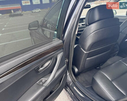 Серый БМВ 5 Серия, объемом двигателя 2 л и пробегом 247 тыс. км за 18600 $, фото 24 на Automoto.ua