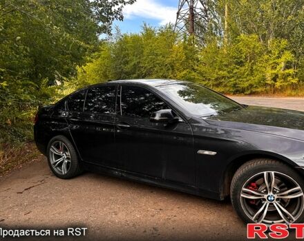 Серый БМВ 5 Серия, объемом двигателя 2 л и пробегом 133 тыс. км за 15000 $, фото 3 на Automoto.ua