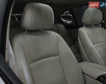 БМВ 5 Серия 2013 в Николаеве на Automoto.ua Серый БМВ 5 Серия, объемом двигателя 2.99 л и пробегом 152 тыс. км за 22499 $, фото 25 на Automoto.ua