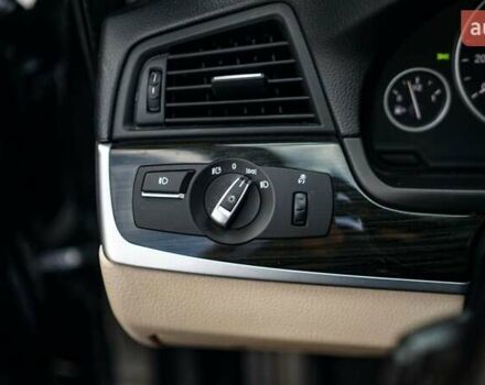 Серый БМВ 5 Серия, объемом двигателя 2 л и пробегом 175 тыс. км за 13350 $, фото 10 на Automoto.ua